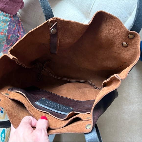 NWOT Portland Leather Brown Tote (Large Size) - Picture 7 of 12